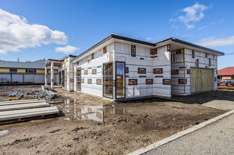 Photo of property in 2 Tui Lane, Oamaru North, 9400