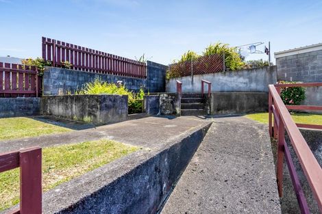 Photo of property in 3 Rospeath Crescent, Spotswood, New Plymouth, 4310