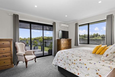 Photo of property in 16 Hehan Close, Cambridge, 3434