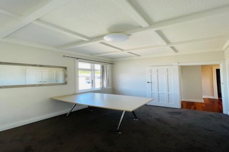 Photo of property in 3208a Great North Road, New Lynn, Auckland, 0600