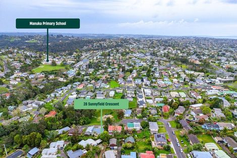 Photo of property in 28 Sunnyfield Crescent, Glenfield, Auckland, 0629
