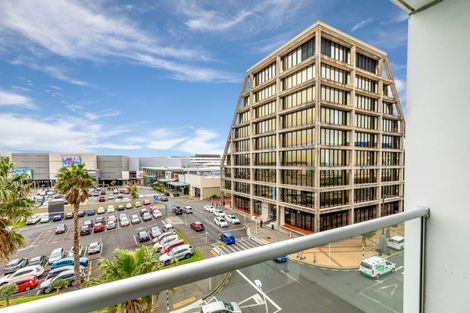Photo of property in 408/17 Osterley Way, Manukau, Auckland, 2104