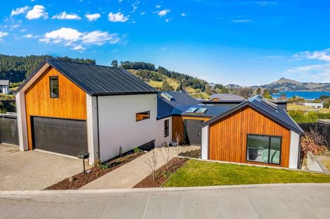 Photo of property in 5 Goddard Way, Sawyers Bay, Port Chalmers, 9023