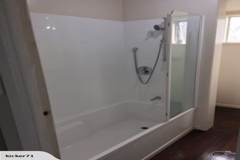 Photo of property in 281 Don Buck Road, Massey, Auckland, 0614