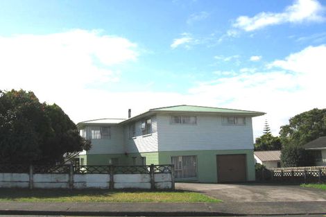 Photo of property in 44 Kaikoura Street, Henderson, Auckland, 0612
