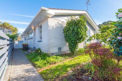 Photo of property in 15 Kaponga Street, Wainuiomata, Lower Hutt, 5014