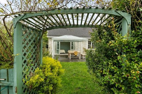 Photo of property in 56 Grosvenor Street, Cambridge, 3434