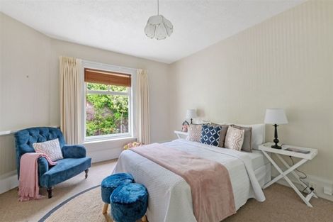 Photo of property in 71 Dyers Pass Road, Cashmere, Christchurch, 8022