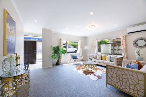 Photo of property in 10b Lincoln Road, Henderson, Auckland, 0610