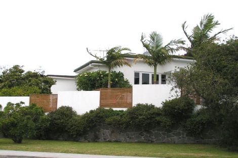 Photo of property in 1/4a Hart Road, Hauraki, Auckland, 0622