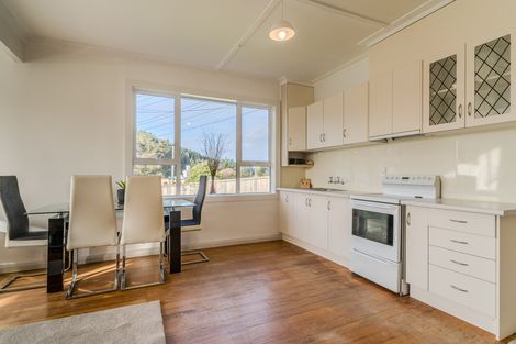 Photo of property in 1 Glenross Street, Glenross, Dunedin, 9011