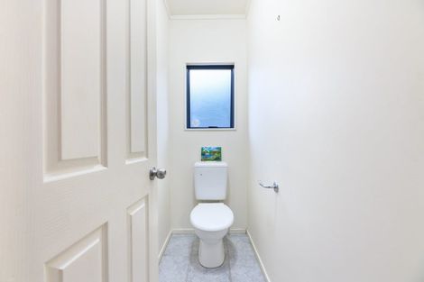 Photo of property in 9 Butia Avenue, Henderson, Auckland, 0612