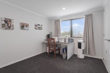 Photo of property in 27 Matenga Street, Waikanae, 5036