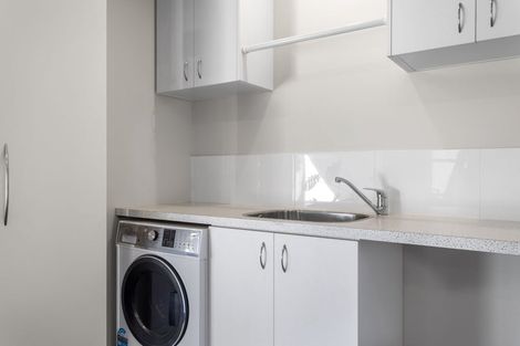 Photo of property in 140 Port Hills Road, Heathcote Valley, Christchurch, 8022