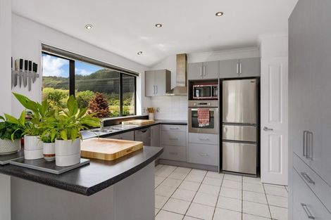Photo of property in 7 Lambert Way, Paraparaumu, 5032