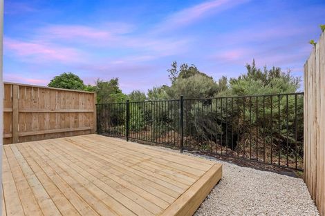 Photo of property in 33 John Gray Street, Papakura, 2110