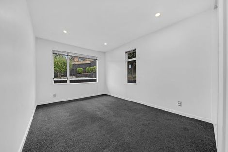 Photo of property in 10 Sapperton Drive, Henderson, Auckland, 0612