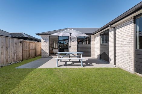Photo of property in 45 Pasture Way, Papamoa, 3118