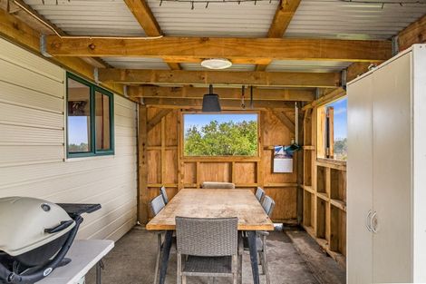 Photo of property in 293 Koputaroa Road, Koputaroa, Shannon, 5575