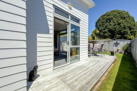 Photo of property in 8 Mako Avenue, Whiritoa, Whangamata, 3691