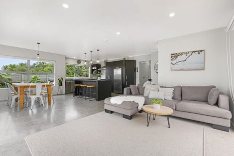 Photo of property in 20d Manukau Road, Raglan, 3225