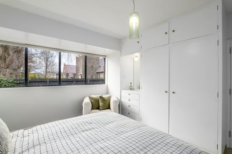 Photo of property in 155 Fendalton Road, Fendalton, Christchurch, 8041