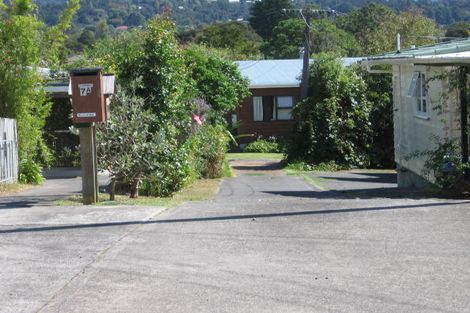 Photo of property in 7 Bishop Street, Green Bay, Auckland, 0604