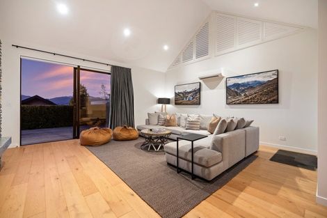 Photo of property in 4 Stockyard Lane, Jacks Point, Queenstown, 9371