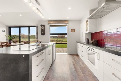 Photo of property in 24 Mckinnon Road, Edendale, Wyndham, 9893