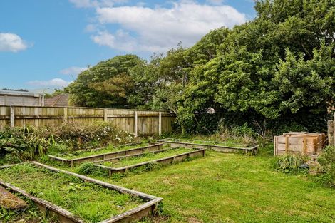 Photo of property in 5 Puriri Street, Wainuiomata, Lower Hutt, 5014