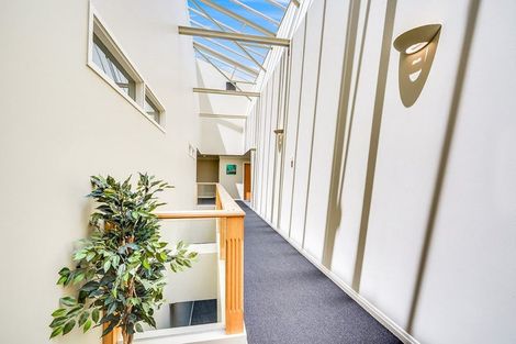 Photo of property in 2b/11 London Street, Hamilton Central, Hamilton, 3204