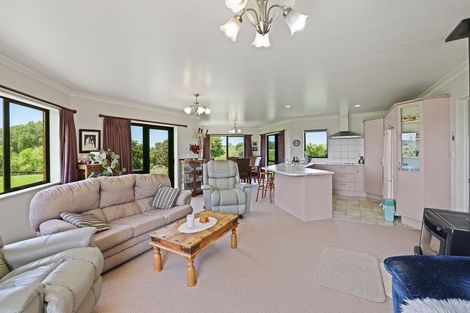 Photo of property in 67 Ormsby Road, Pirongia, Te Awamutu, 3876