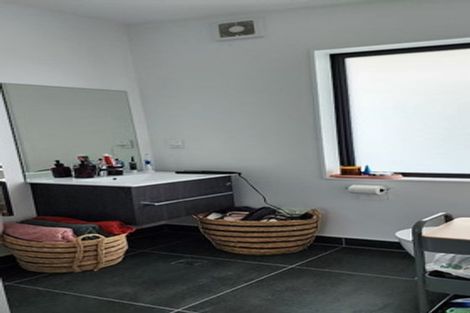 Photo of property in 15/62u Spenmoor Street, Newlands, Wellington, 6037