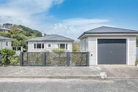 Photo of property in 40 Dominion Park Street, Johnsonville, Wellington, 6037