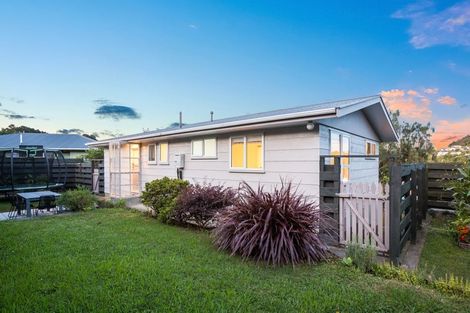 Photo of property in 8 Thimble Lane, Whitby, Porirua, 5024