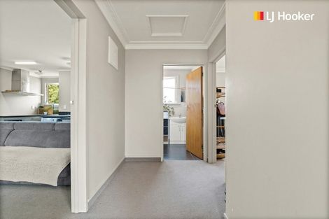 Photo of property in 73 Macandrew Road, South Dunedin, Dunedin, 9012