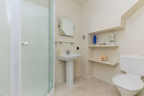 Photo of property in 79u3 Grafton Road, Roseneath, Wellington, 6011