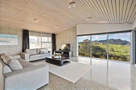 Photo of property in 152 Centennial Drive, Whitianga, 3510