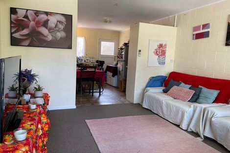 Photo of property in 100a Broderick Road, Johnsonville, Wellington, 6037