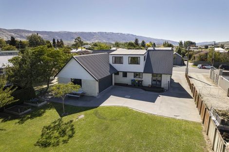 Photo of property in 14 Orient Street, Cromwell, 9310