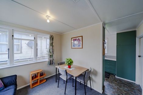 Photo of property in 19 Mccarthy Terrace, Waipukurau, 4200