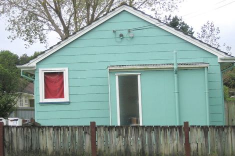 Photo of property in 8 Speedy Street, Stokes Valley, Lower Hutt, 5019