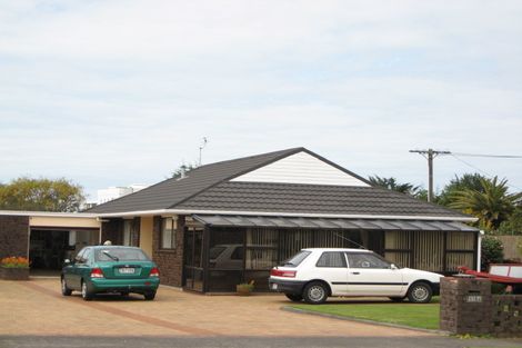 Photo of property in 135a Seaview Road, Westown, New Plymouth, 4310