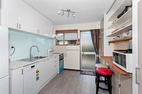 Photo of property in 2/30 Garvins Road, Hornby, Christchurch, 8042