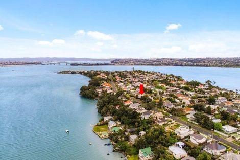 Photo of property in 68 Norwood Road, Bayswater, Auckland, 0622