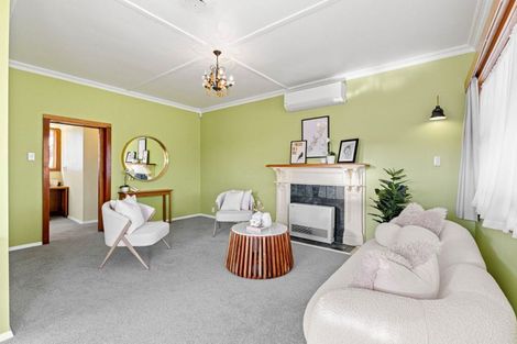 Photo of property in 8 Harper Street, Gonville, Whanganui, 4501