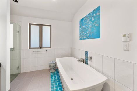 Photo of property in 12 Lakeview Terrace, Taradale, Napier, 4112
