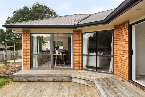 Photo of property in 88 Nielsen Gardens, Rototuna, Hamilton, 3210
