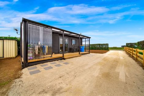 Photo of property in 435 Manawapou Road, Hawera, 4672