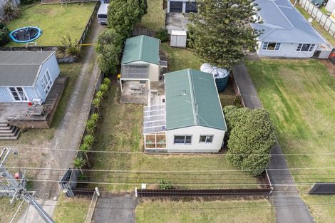 Photo of property in 50 Park Avenue, Waitarere Beach, Levin, 5510